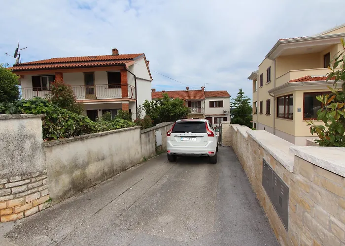 Amabile Διαμέρισμα Ρόβινι